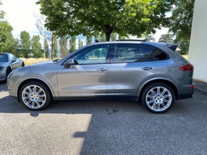 Porsche Cayenne 2 V6 3.0D 262 CV TIPTRONIC     Diesel GRIS METAL - 8