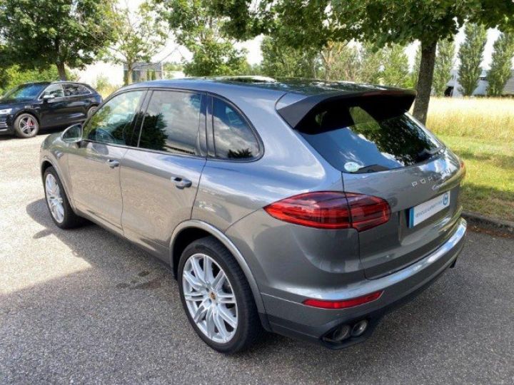 Porsche Cayenne 2 V6 3.0D 262 CV TIPTRONIC     Diesel GRIS METAL - 29