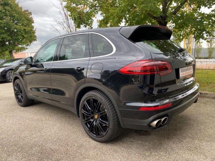 Porsche Cayenne 3.0 V6 416 ch S E-Hybrid Tiptronic  Noir - 11