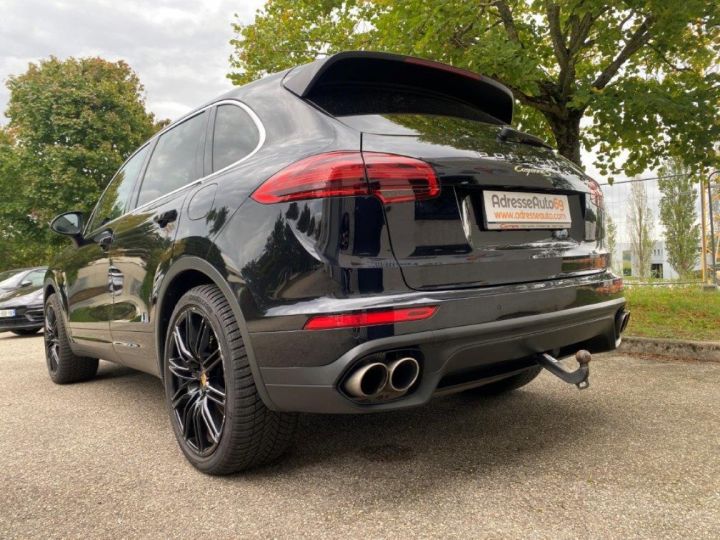 Porsche Cayenne 3.0 V6 416 ch S E-Hybrid Tiptronic  Noir - 23