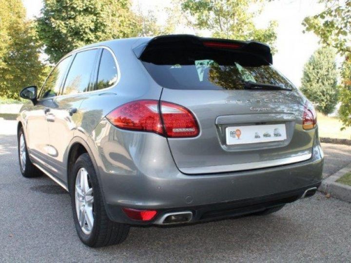 Porsche Cayenne 3.0D V6 245cv TIPTRONIC S BA Automatique     Diesel GRIS FONCE - 22