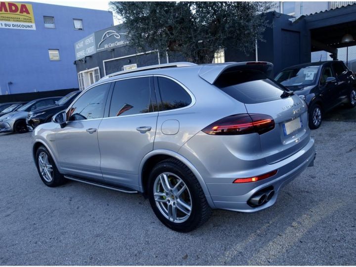 Porsche Cayenne 3.0i V6 - 416 - BVA Tiptronic S - Start&Stop S E-Hybrid PHASE 2 Gris métallisé - 3