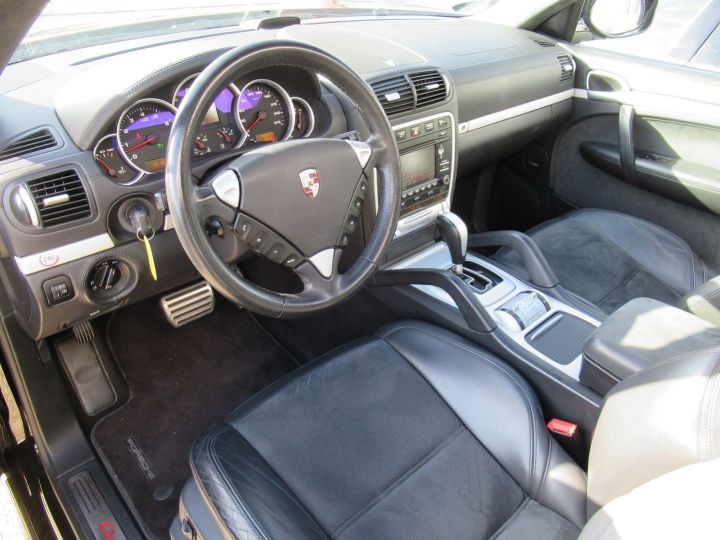 Porsche Cayenne (955) 4.8L V8 405CH TIPTRONIC Noir - 2