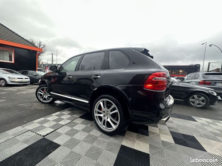 Porsche Cayenne (955) TURBO Noir - 3