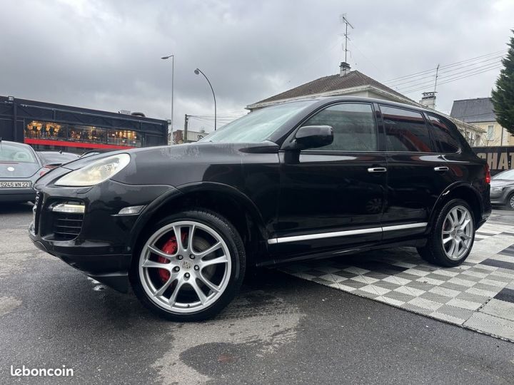 Porsche Cayenne (955) TURBO Noir - 10