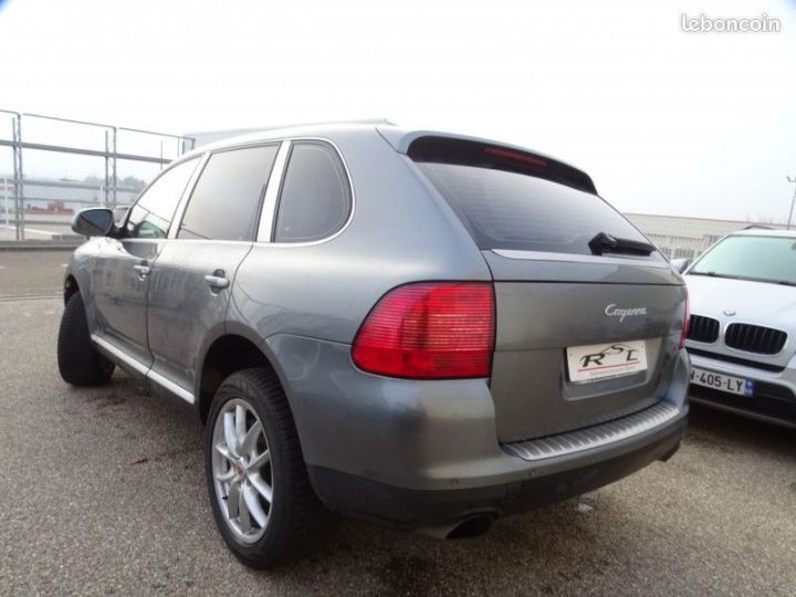 Porsche Cayenne (955) V6 TIPTRONIC Gris - 6