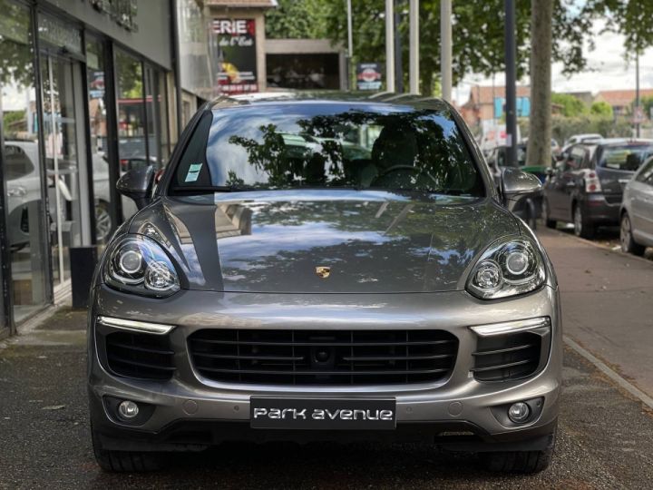 Porsche Cayenne (958) 3.0 416CH S E-HYBRID Gris - 3