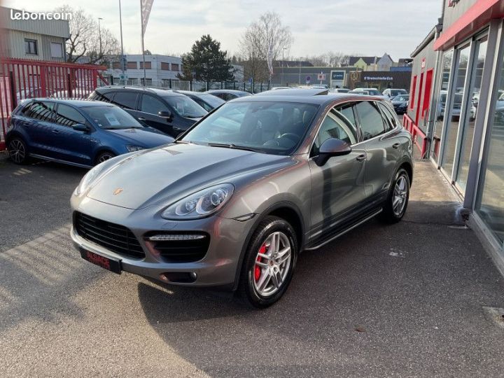 Porsche Cayenne (958) TURBO Gris - 3