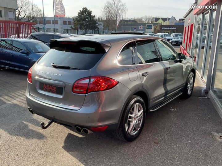 Porsche Cayenne (958) TURBO Gris - 6