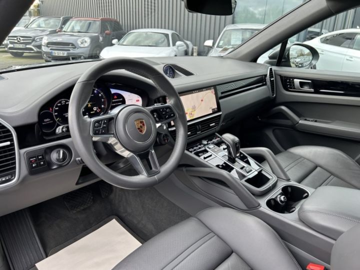 Porsche Cayenne COUPE 3.0 V6 E-HYBRID 462ch TIPTRONIC GRIS - 9