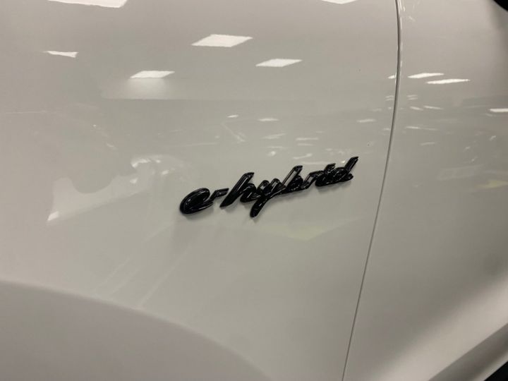 Porsche Cayenne COUPE 4.0 V8  E-HYBRID Turbo S Blanc - 30