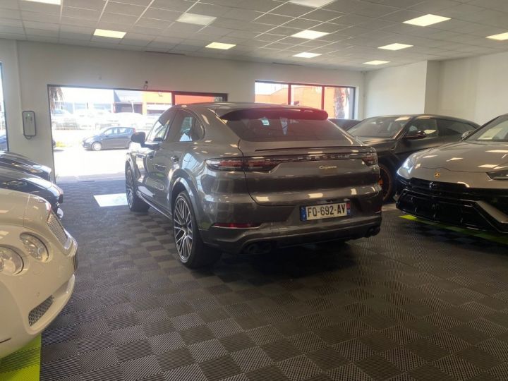 Porsche Cayenne Coupe E HYBRID Gris - 4