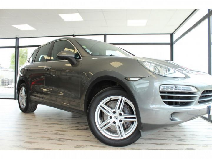 Porsche Cayenne DIESEL GRIS F - 11