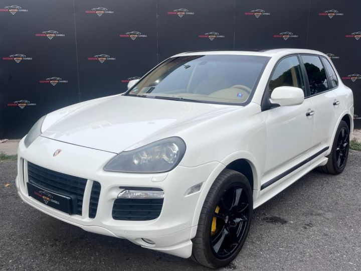 Porsche Cayenne GTS 405ch Sport Design Edition Tiptronic Blanc - 2