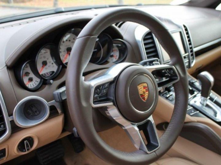 Porsche Cayenne II (2) 3.0 V6 D 262 TIPTRONIC     Diesel NOIR - 8