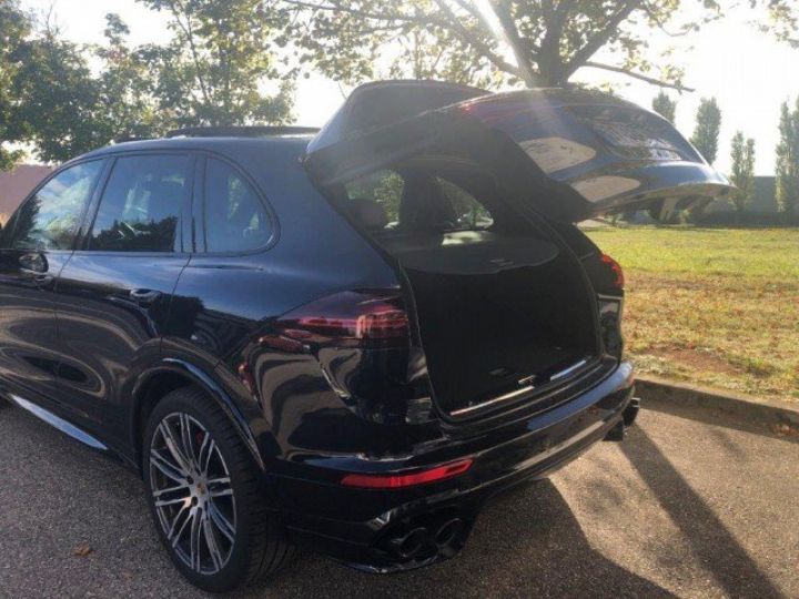 Porsche Cayenne II (2) 3.6 V6 440 GTS TIPTRONIC     Essence NOIR - 28