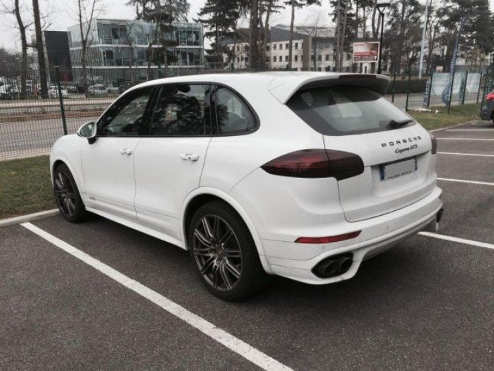 Porsche Cayenne II (2) 3.6 V6 440 GTS TIPTRONIC     Essence BLANC - 4