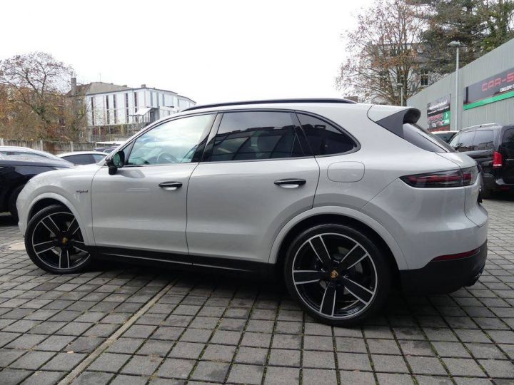 Porsche Cayenne III E-Hybrid 22''/PANO KREIDE - 2