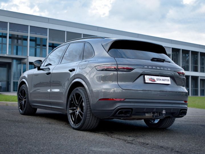 Porsche Cayenne III E-Hybrid 3.0L V6 462 Ch BVA Gris Quartzite Metal - 6