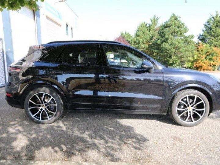 Porsche Cayenne III E-HYBRID V6 3.0 462CV TIPTRONIC     HYBRID NOIR - 49