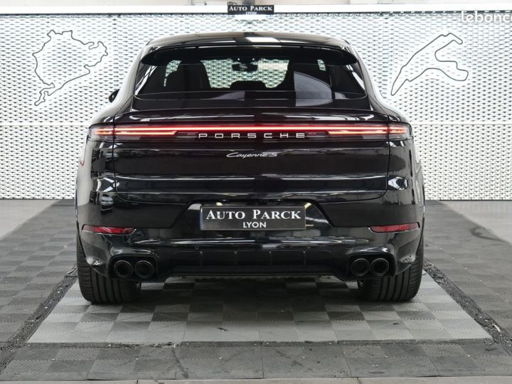 Porsche Cayenne New s e-hyb 3.0 v6 519 ch 1°main francais tva recuperable pack sport design noir ecran passager bose eclairage ambiance sieges 18 ja22 a partir de 104 Noir - 5