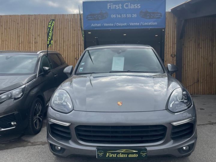 Porsche Cayenne Porsche Cayenne 3.0D V6 262 Tiptronic gris - 1