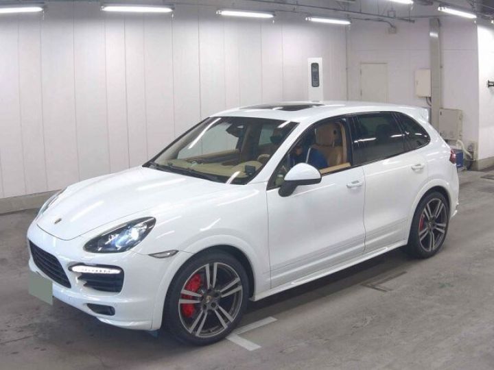 Porsche Cayenne PORSCHE CAYENNE 4.8 V8 420 GTS TIPTRONIC Blanc - 4