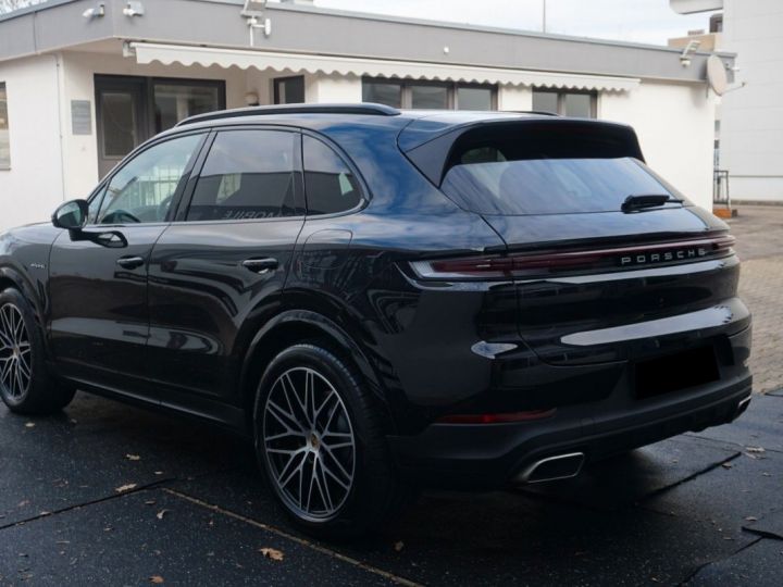 Porsche Cayenne Porsche Cayenne E-Hybrid*2024 NOUVEAU MODÈLE noir  - 2