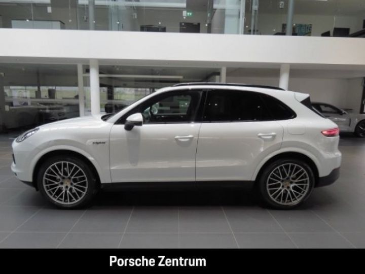 Porsche Cayenne Porsche Cayenne E-Hybride 462Ch Platinum Edition Attelage Caméra 360 Alarme Pano / 15 Blanc - 14