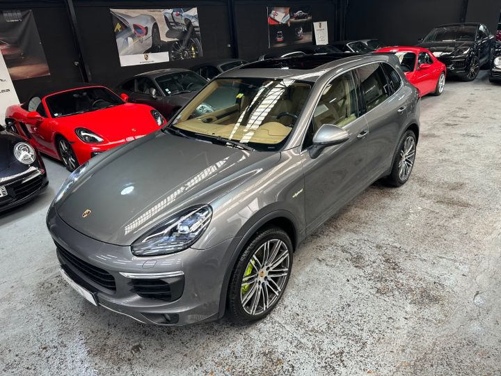 Porsche Cayenne PORSCHE CAYENNE S E-HYBRID 415CV / PANO / VENTILE / FULL OPTIONS / 170000KM Gris Quartz - 4