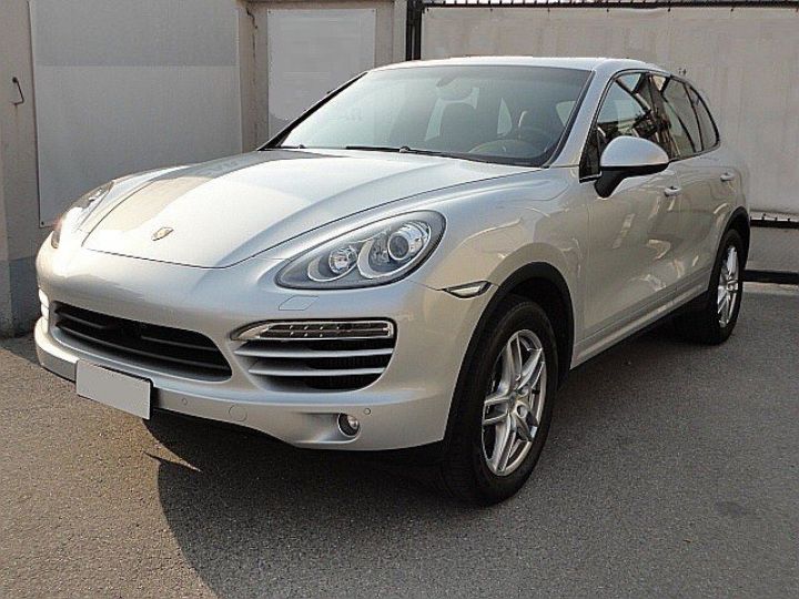 Porsche Cayenne V6 3.0 DIESEL 245cv     Diesel GRIS CLAIR - 3