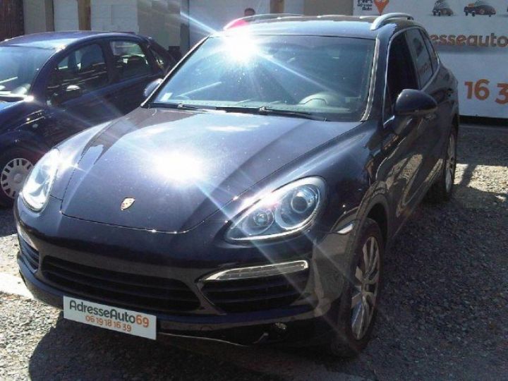 Porsche Cayenne V6 3.0 DIESEL TIPTRONIC     Diesel NOIR - 3