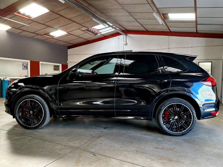 Porsche Cayenne V8 Turbo S 4.8 L 550 Ch Tiptronic Noir Métallisé - 33