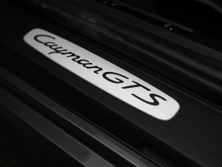 Porsche Cayman PORSCHE 981 CAYMAN GTS 3.4 340CV PDK/FULL / ETAT NEUF 2600KMS Gris Quartz - 40