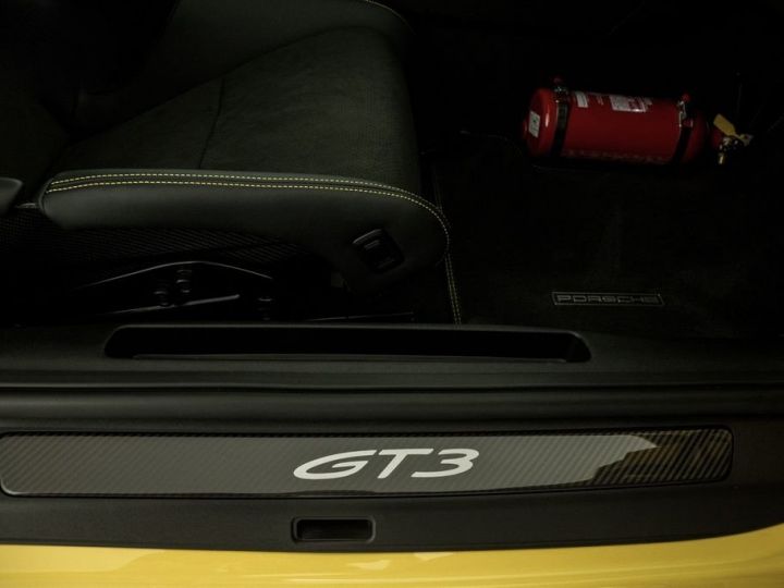 Porsche GT3 992 CLUBSPORT  JAUNE RACING - 14