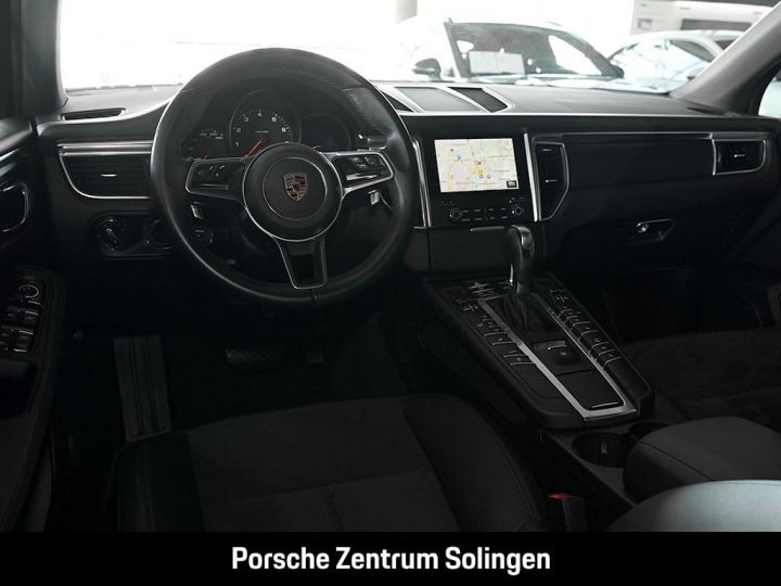 Porsche Macan 2.0 252ch/ Toit panoramique/ Réservoir 75l/ 1ère main/ Garantie Porsche Approved Bleu nuit - 12