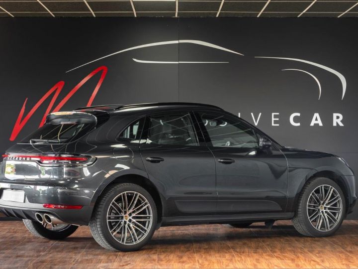 Porsche Macan 2.0 PDK - 1ère Main (PORSCHE Lyon) - Toit Ouvrant, Cuir, Jantes 21, PASM, Caméra 360, BOSE, Pack Carbone, ... 4 Pneus NEUFS - Gar. PREMIUM 12 Mois Gris Volcano Métallisé - 5