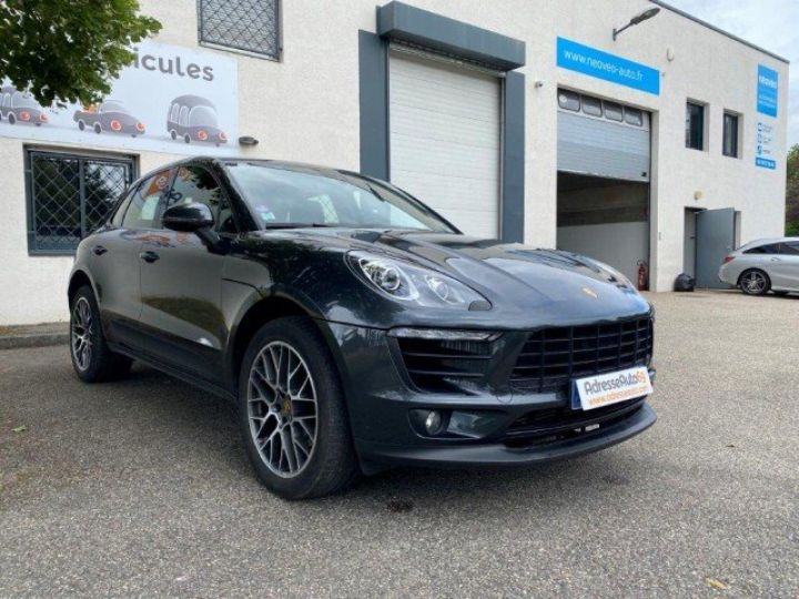 Porsche Macan 2 2.0 252 CV PDK     Essence GRIS FONCE - 1