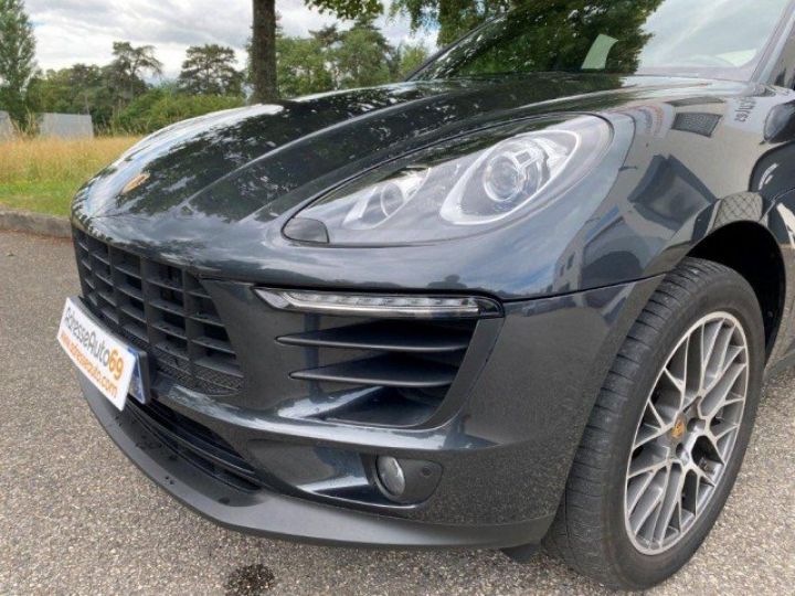 Porsche Macan 2 2.0 252 CV PDK     Essence GRIS FONCE - 4