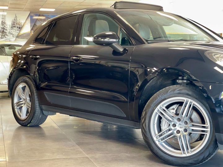 Porsche Macan 3.0 V6 258 S DIESEL Noir métal - 6