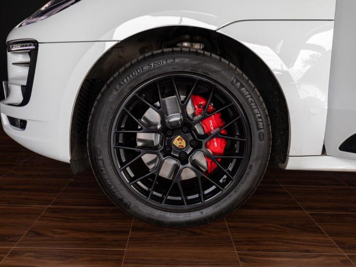 Porsche Macan GTS 360 Ch - Toit Pano, Pack Sport Chrono, échapp. Sport, Régul. Adaptatif, ... - Origine PORSCHE Lyon Sud - Garantie 12 Mois Blanc Carrara - 9
