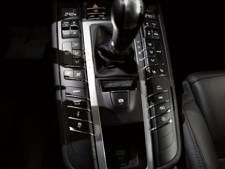 Porsche Macan GTS / Bose / Chrono / 20 / Garantie 12 mois noir - 6
