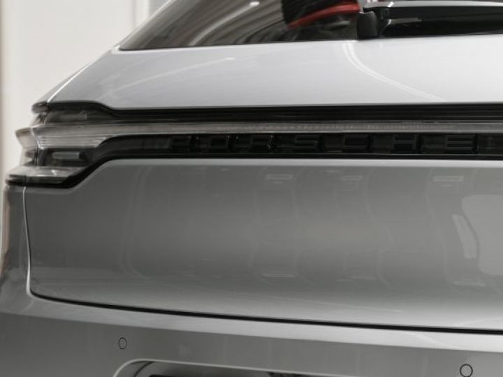 Porsche Macan GTS Caméra / Toit pano / BOSE / SPORT / Suspension pneumatique / PASM / Première main / Garantie Porsche approved GT SILVER - 27