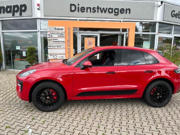 Porsche Macan GTS PREMIERE MAIN PANO SPORT CHRONO CAMERA 360 GARANTIE 12 MOIS ROUGE CARMIN - 2