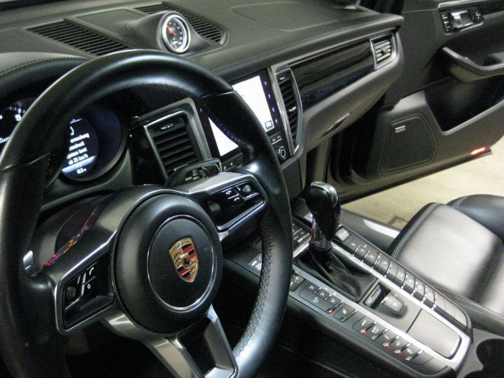Porsche Macan  Porsche Macan Noir Turbo 400 PDLS+ Caméra TOP CHRONO SPORT+ PSE PASM LED BOSE G.12M Noire - 17