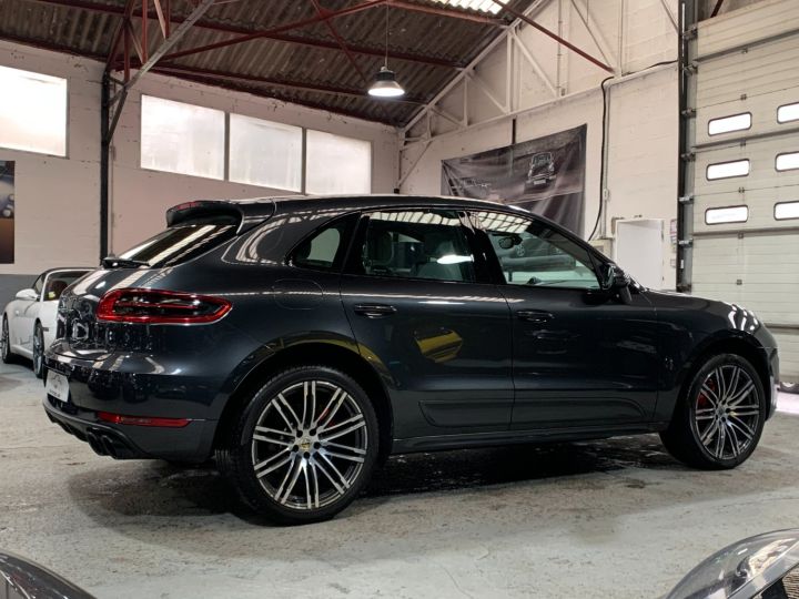 Porsche Macan PORSCHE MACAN TURBO 3.6 400CV PDK /2016 / FULL / PSE / CHRONO / SIEGES VENTILES / SUPERBE Gris Volcano - 8