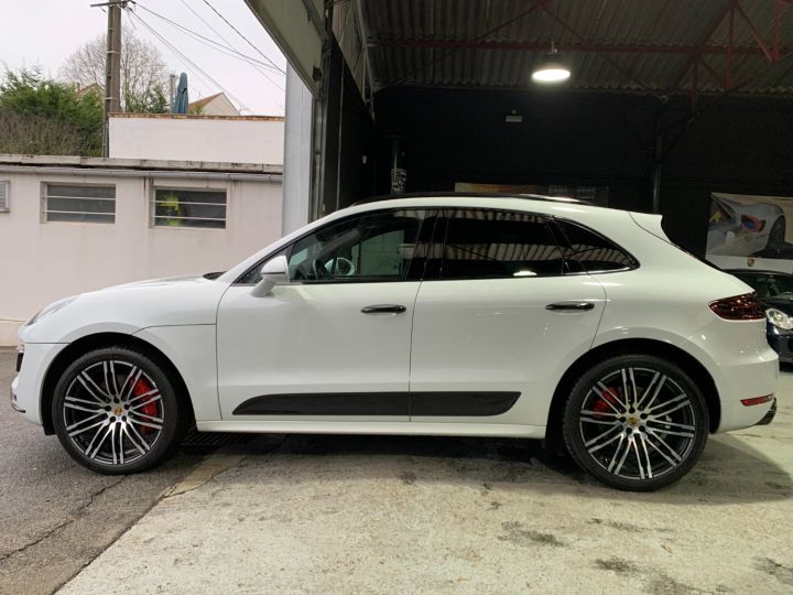 Porsche Macan PORSCHE MACAN TURBO 3.6 440CV PACK PERFORMANCE / PANO /PSE / CHRONO / ATTELAGE / FULL Blanc - 3