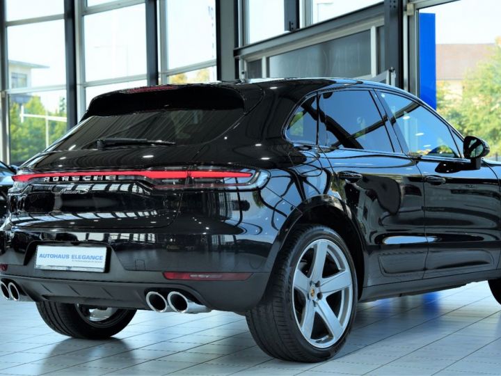 Porsche Macan S . 3.0 354 TOP 1ère M Pack Sport PASM PSE LED JA 21 Garantie 12 mois Noire - 17