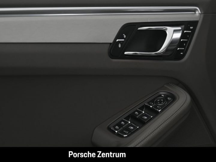 Porsche Macan S Diesel 258Ch 20 Pano PASM BOSE Memory Chrono Gris Métallisé - 12