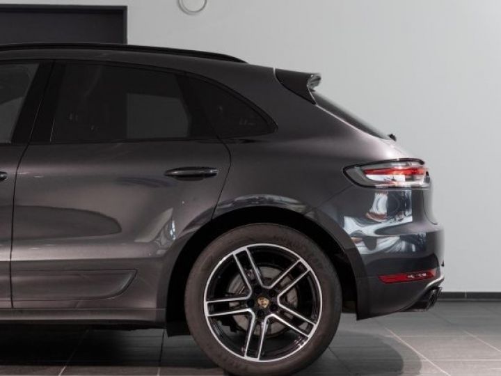 Porsche Macan S TOIT OUVRANT * PASM * ECHAPPEMENT SPORT * PREMIERE MAIN * GARANTIE 12 MOIS Gris Volcan - 11